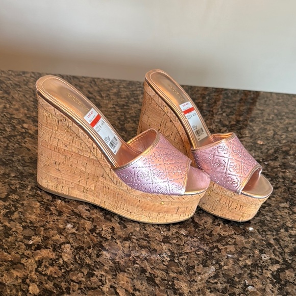 Guess Pink cork Wedge Sandals NWT - Picture 4 of 13